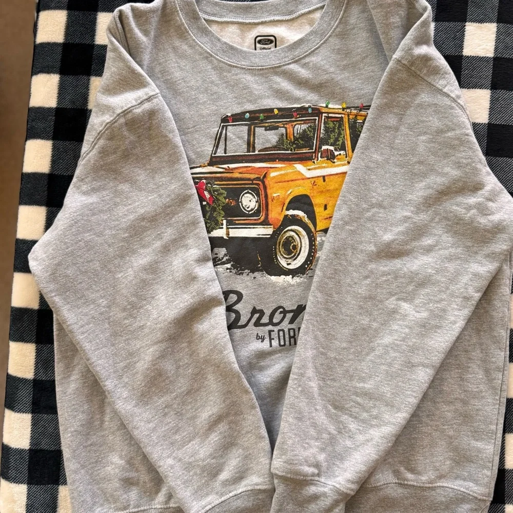 Ford Official Licensed Gray Sweatshirt - Picture 2 of 3